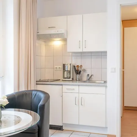 Apartment 646, Seepark *